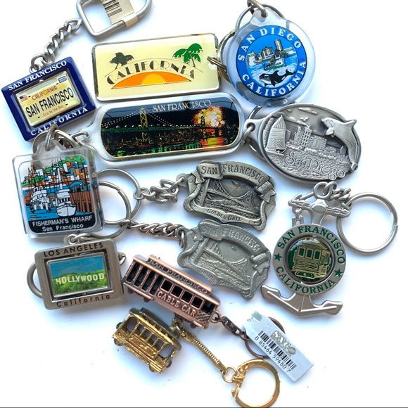 Vintage SAN FRANCISCO & CALIFORNIA Keychains🎄🎄 - Picture 1 of 1